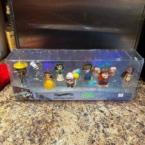 Disney 100 Years Of Defying Odds Boxed Set